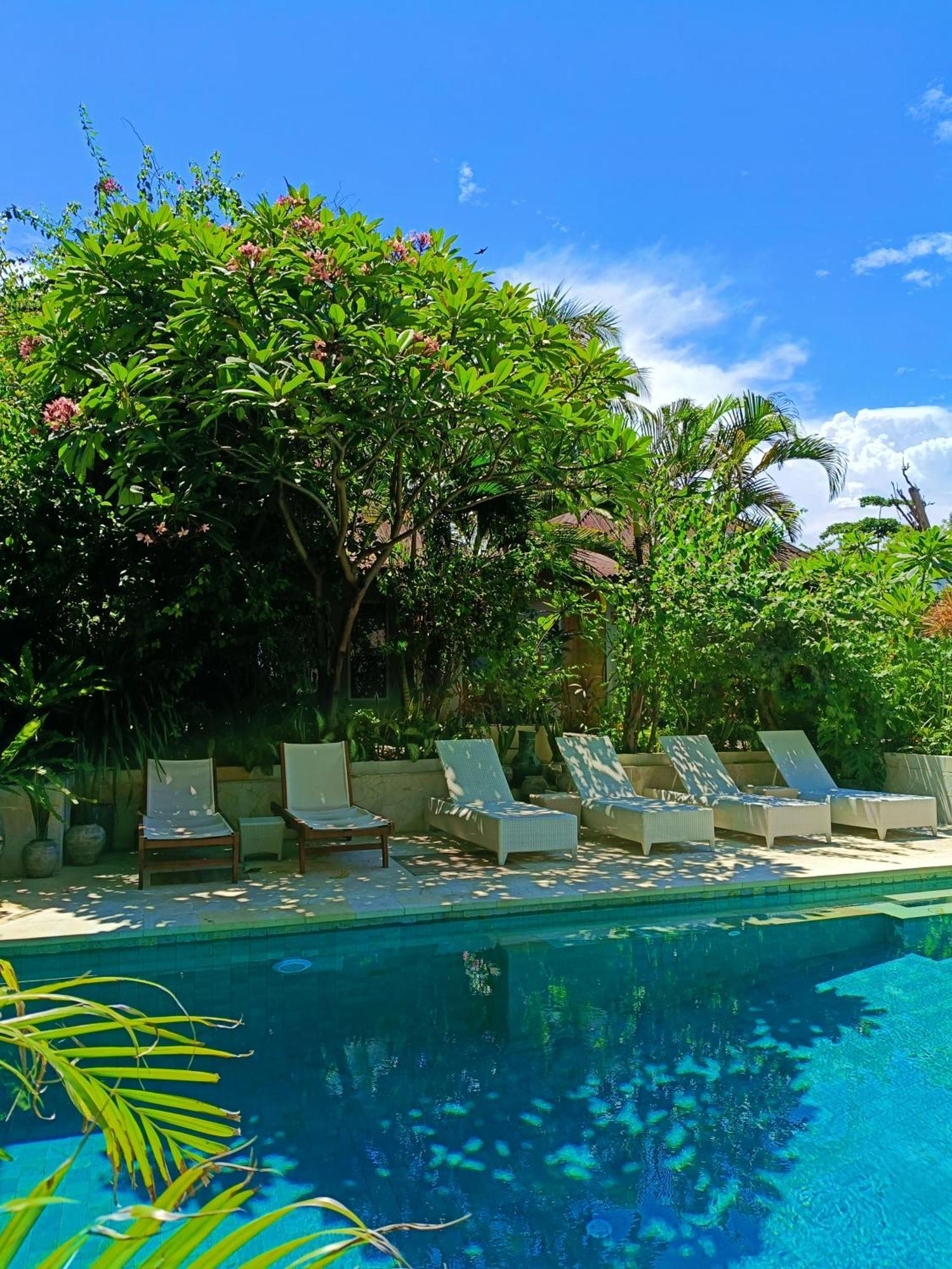 Bale Sampan Boutique Bungalows Gili Trawangan Bagian luar foto